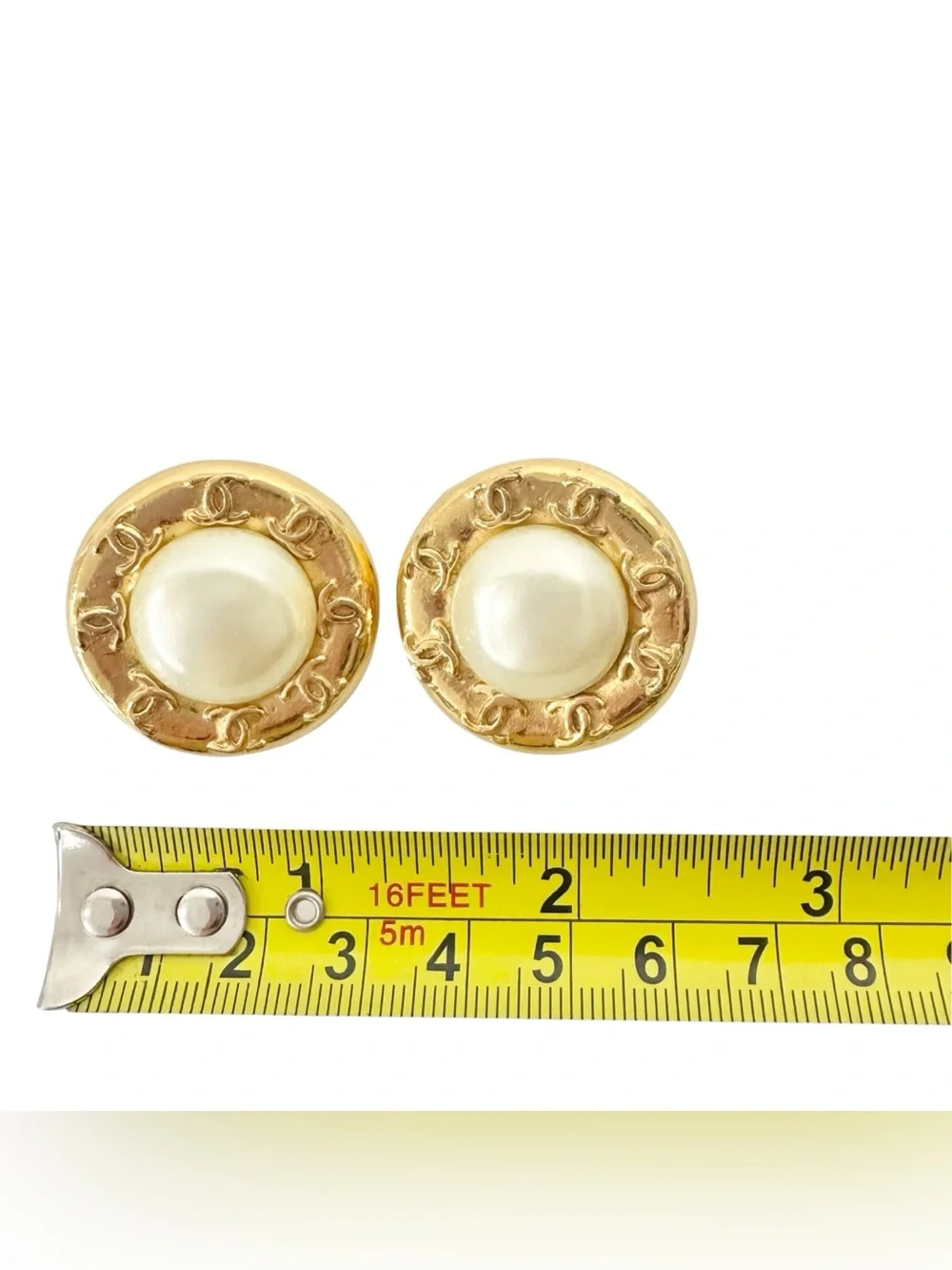 CHANEL Round Faux Pearl Gold Plated Coco Mark CC Logo Vintage Clip On Earrings